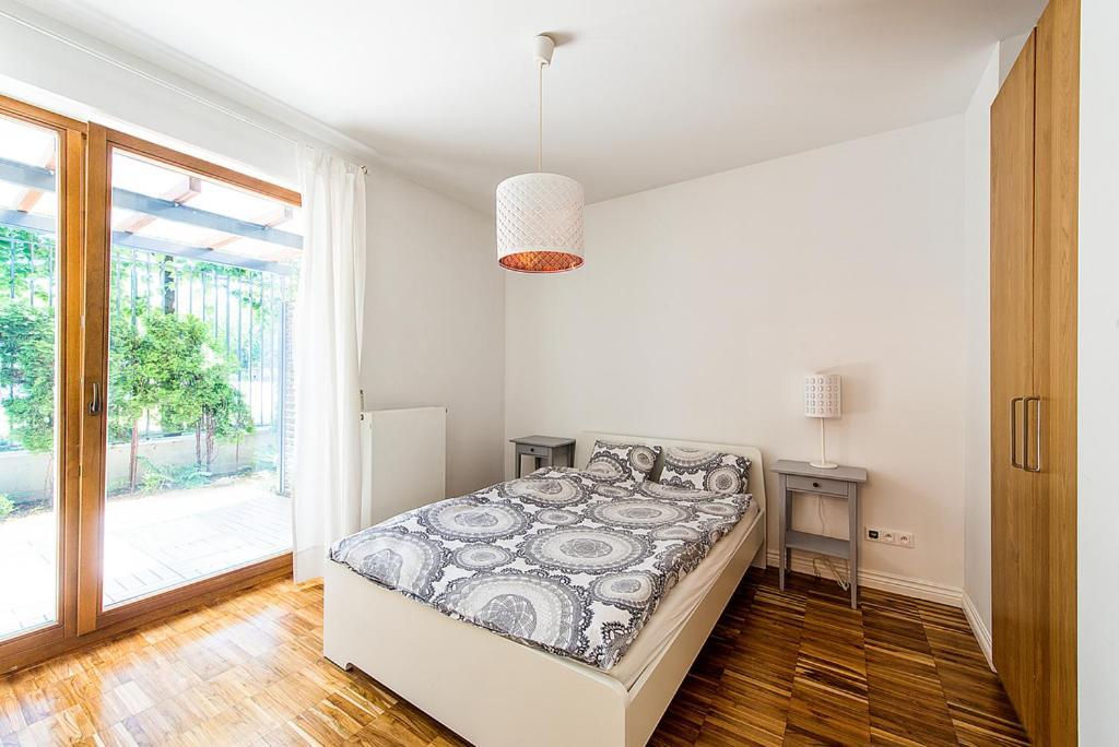 Apartment Powisle With Garage Varşovia Exterior foto
